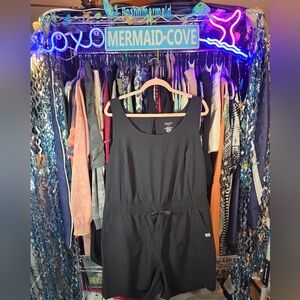 #0557 1(XL) NWOT TORRID Black Romper 22.5"ptp 38.5"Long Top to Bottom 20-21"Wst
